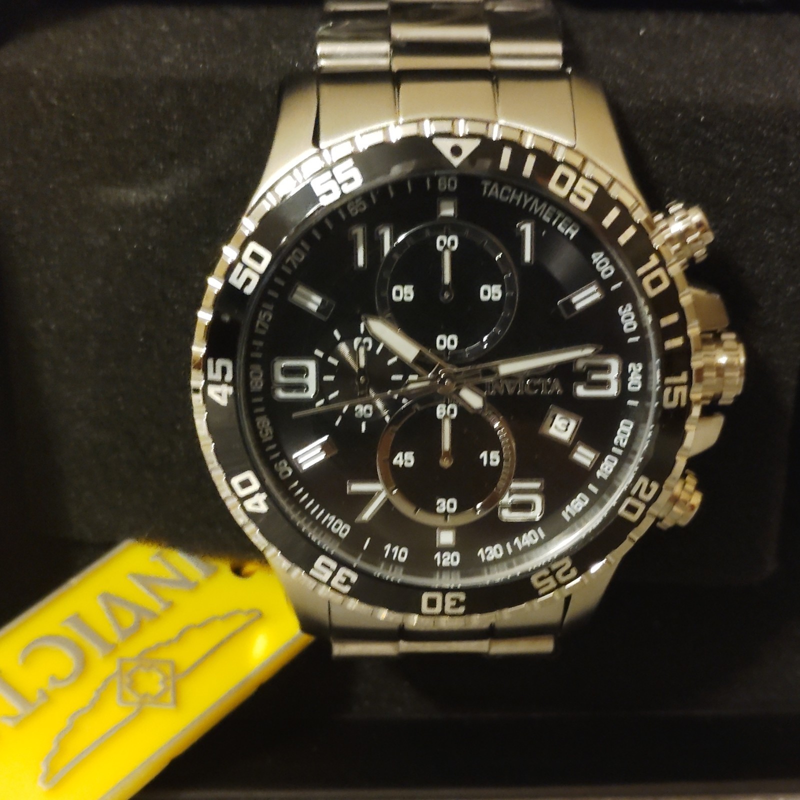 Invicta Men’s Analog Chronograph Quartz Black Dial SS Silver Bracelet Tachymeter