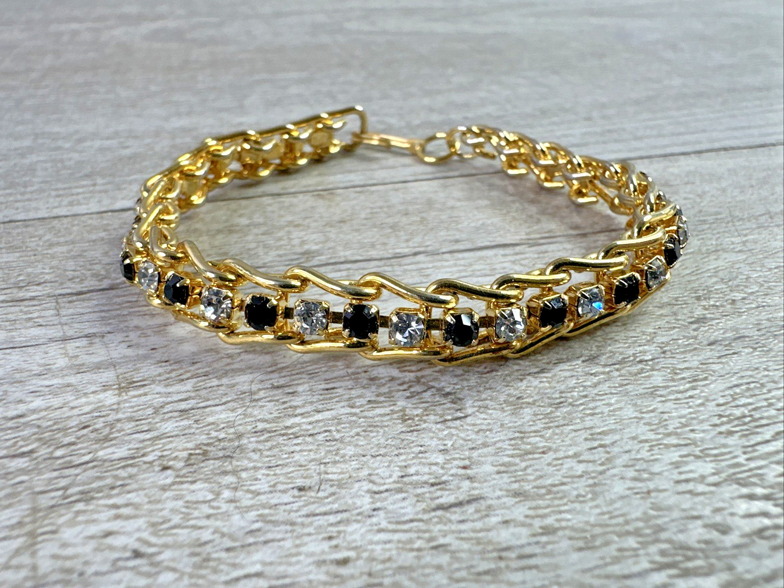 7″ Unbranded Gold Tone Chain Link Bracelet Clear & Black Rhinestones