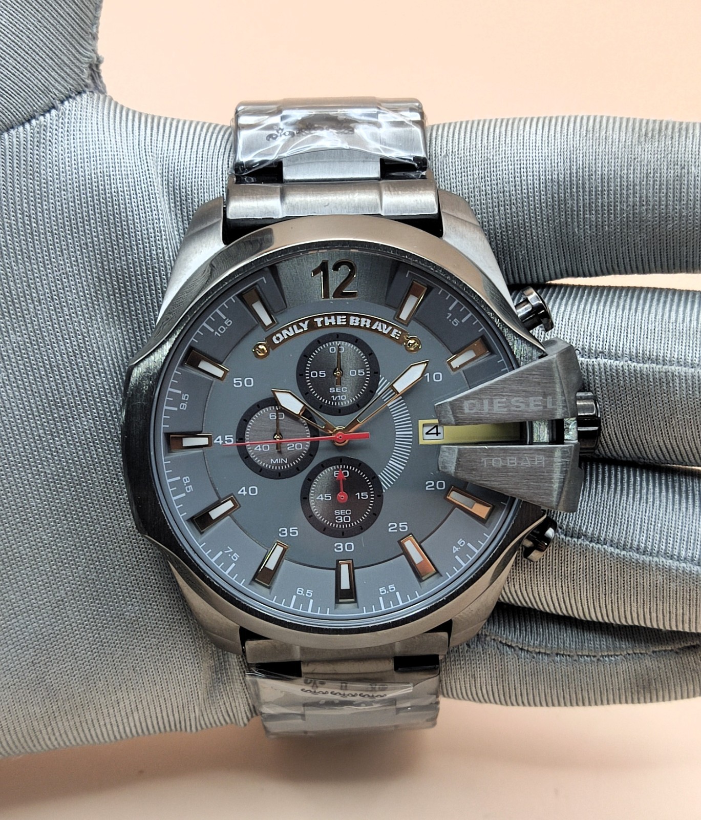 Luxury Diesel Only The Brave 10 Bar Gray Dial Refurbished Men’s Wrist Watch