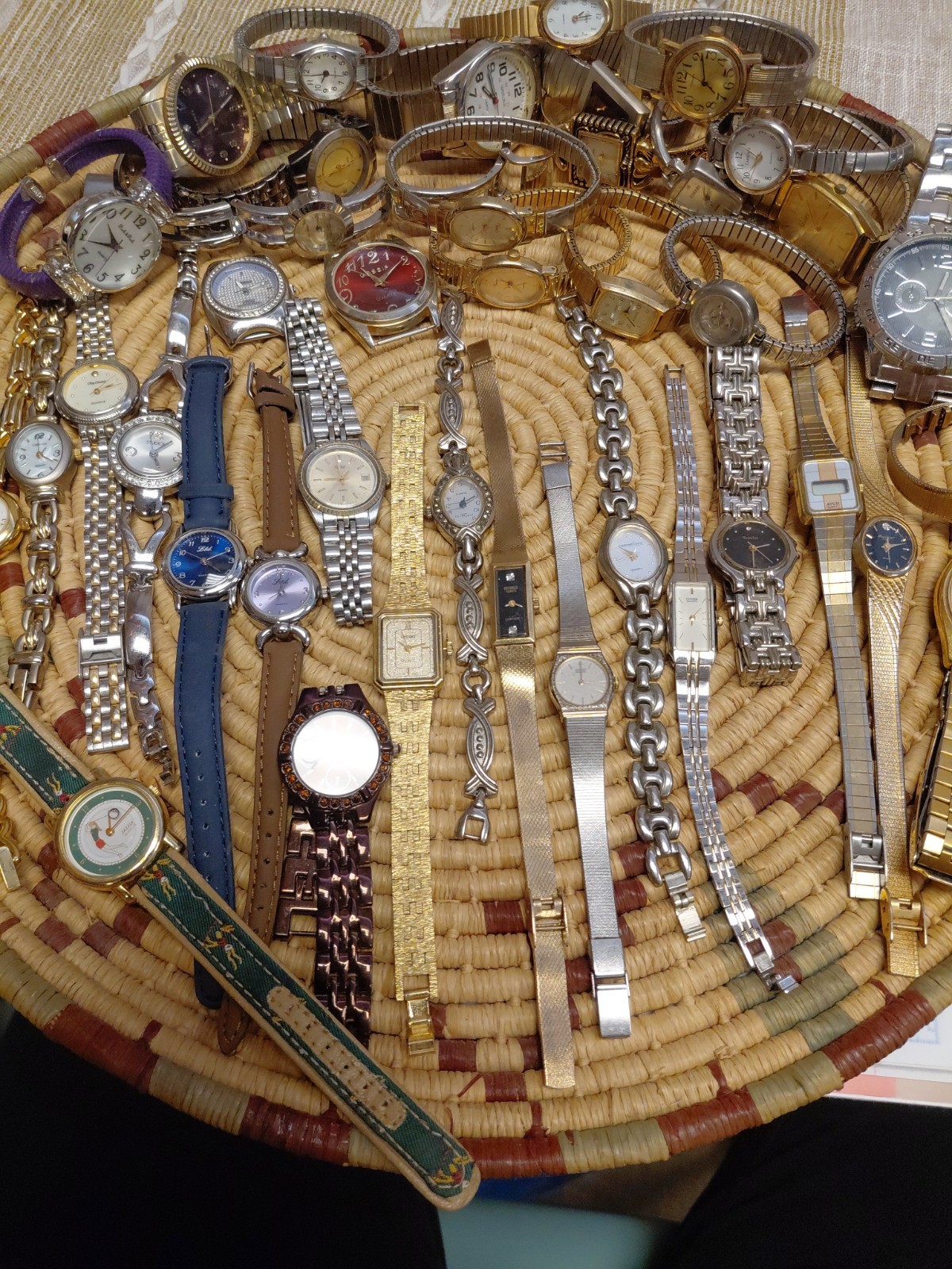 Watch Time Piece Wristwatch Lot Variety Citizen,timex,consort,seiko,armitron Etc