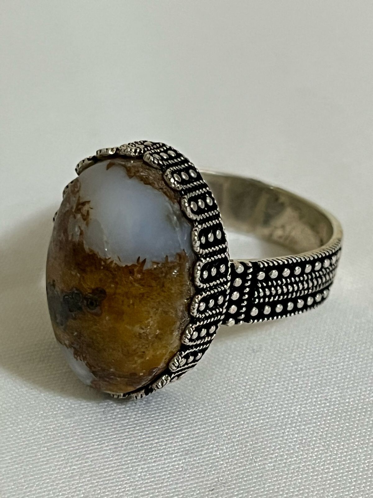 Modern Men Ring – 925 Silver with Real Yemeni Aqeeq – Handmade Traditional Gift