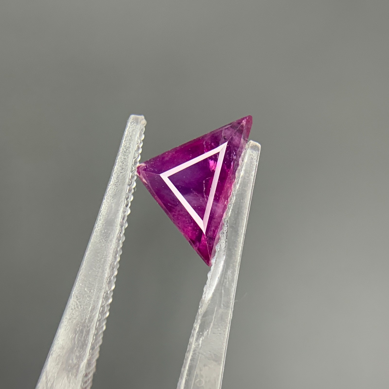 Natural Kashmir Sapphire Trillion Cut No Heat Purplish Pink Loose Gemstone