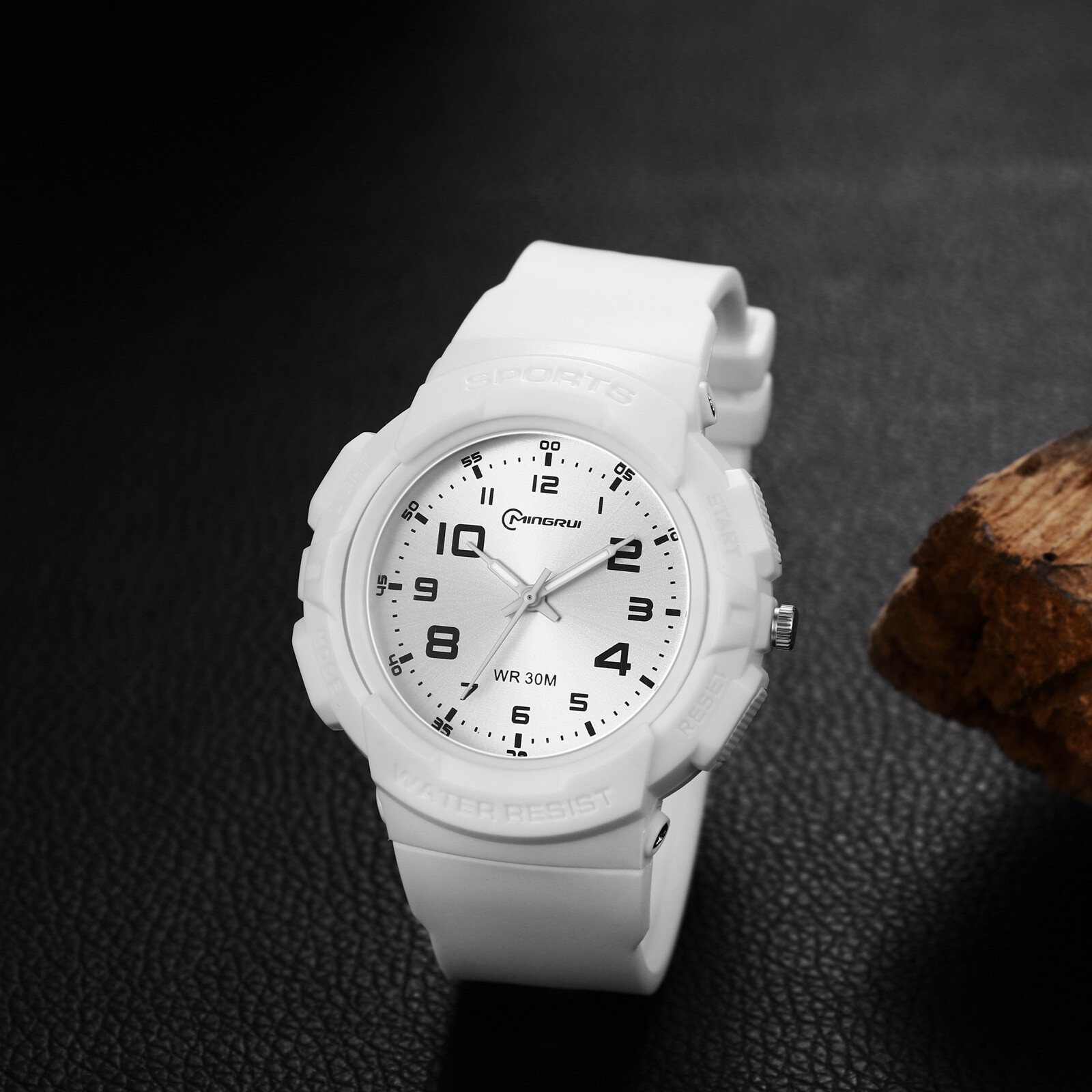 Kids Waterproof Analog Sports Quartz Watch Silicone Boys Girls Easy to Read Dial