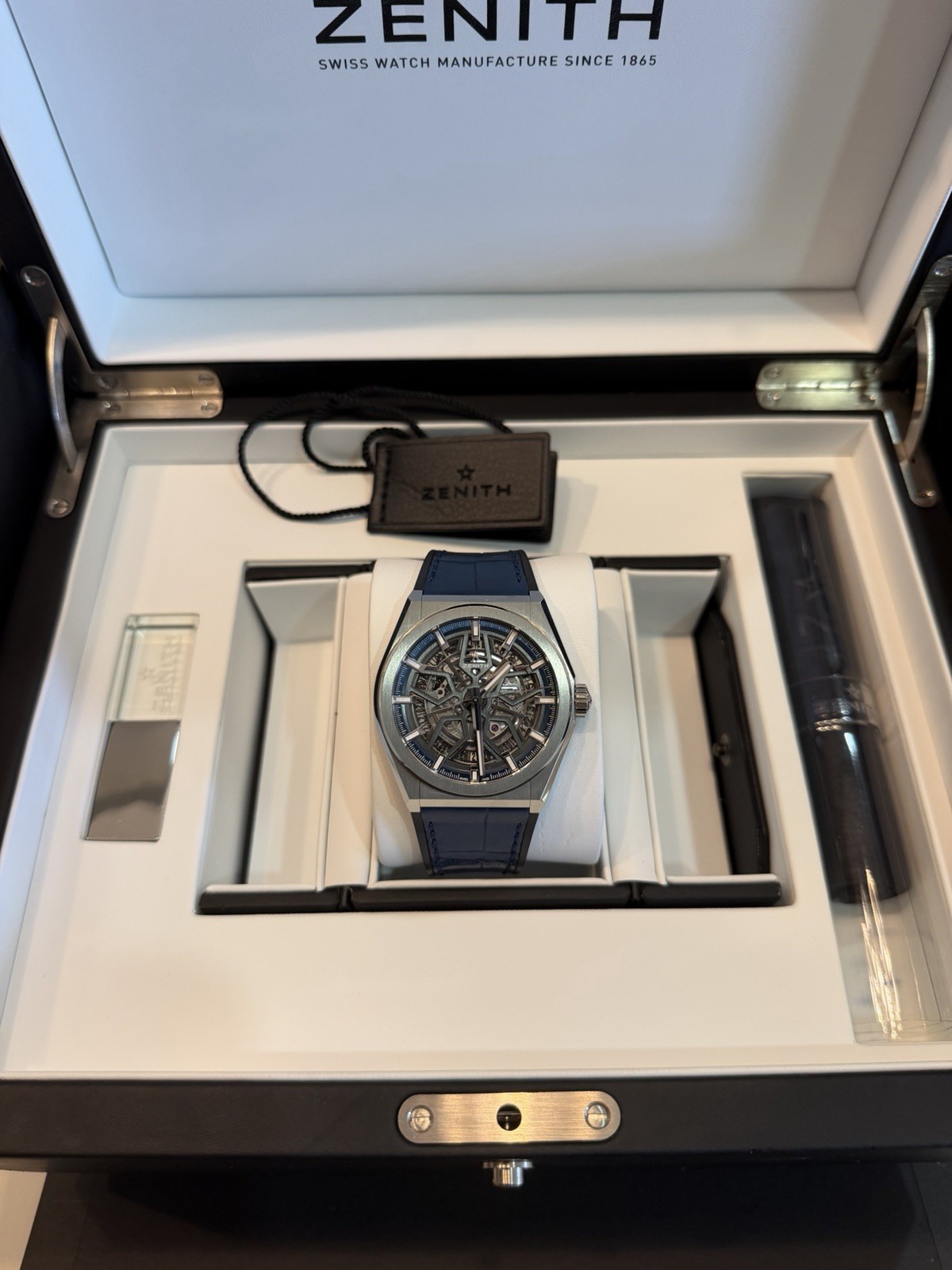 Zenith 95.9000.670/78.r584 Defy Classic Mens Watch Full Set Skeleton