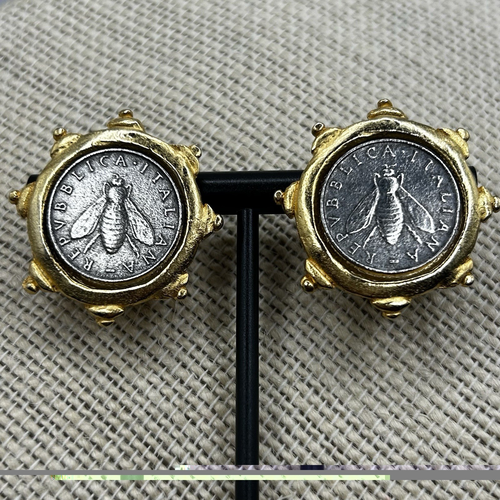 SUSAN SHAW Italian Bee Coin Gold Tone Post Earrings Handmade USA