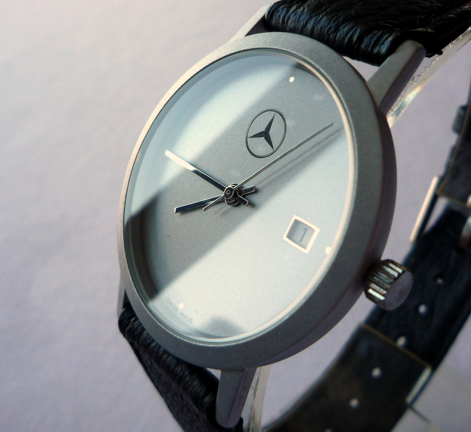 Mercedes Benz Vintage Classic Car Accessory Sport Basic Design Swiss Made Watch
