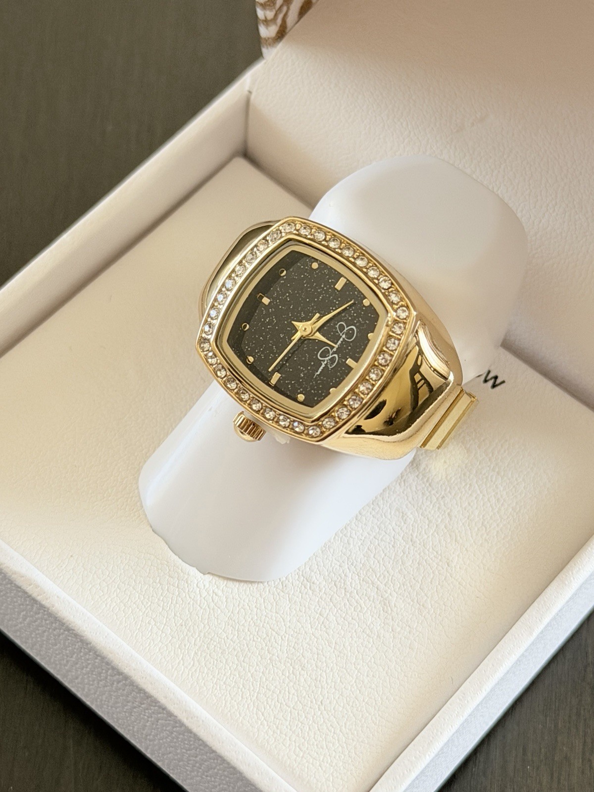 Jessica Simpson Gold Tone Stretch Fit Glitter Ring Watch Square Frame One Size