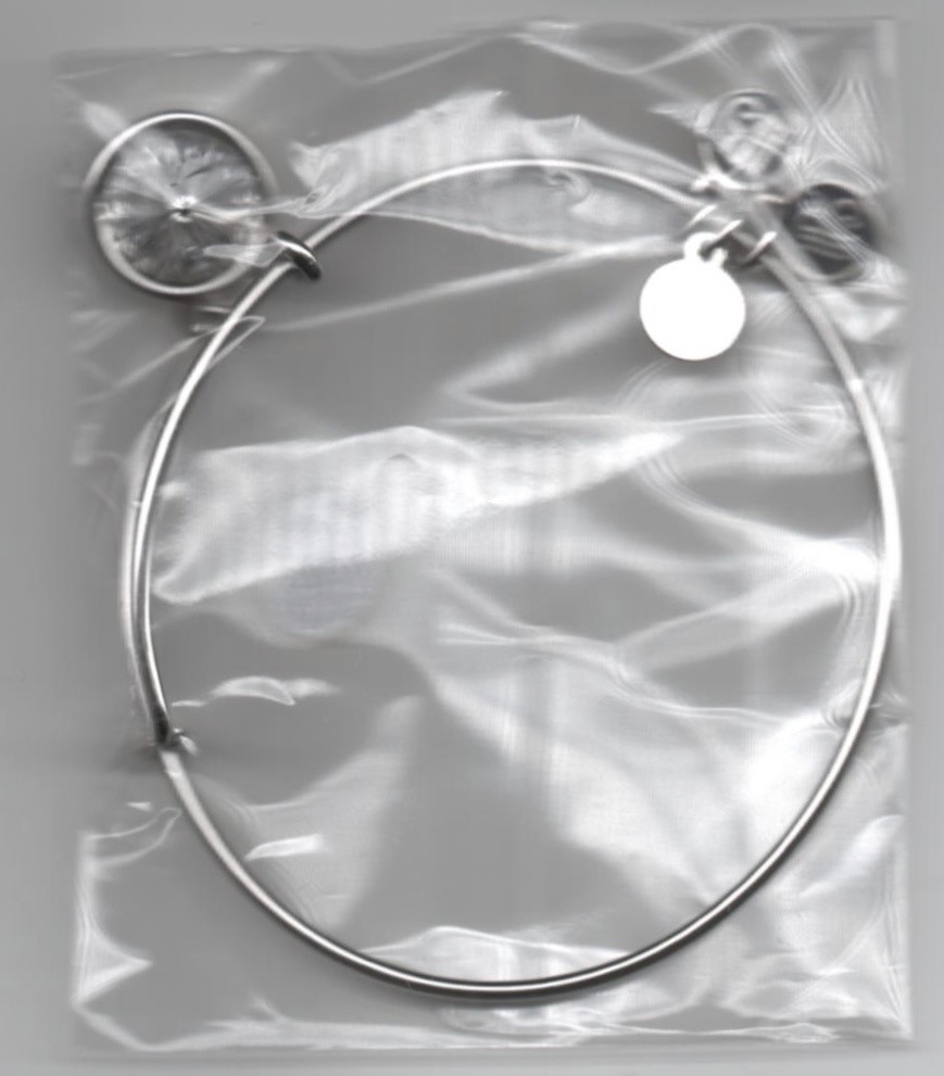 Beautiful ladies bracelet and matching ring