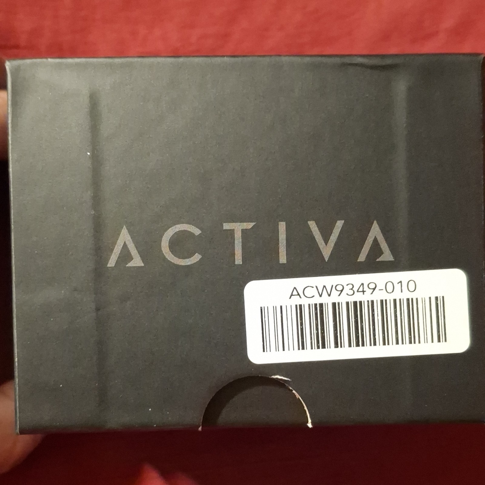 Activa Quartz Analog Watch Gold Tone Case White Rubber Strap Date Indicator