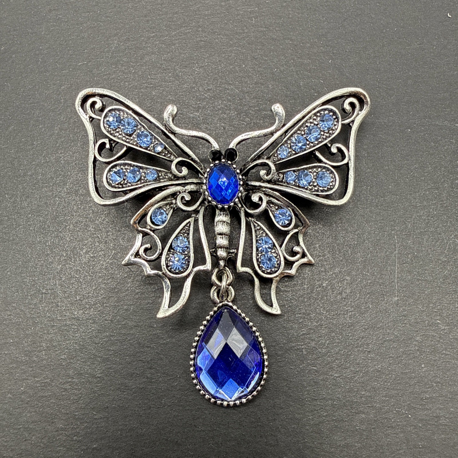 Butterfly Brooch Pin Pendant Dangle Blue Rhinestone J26