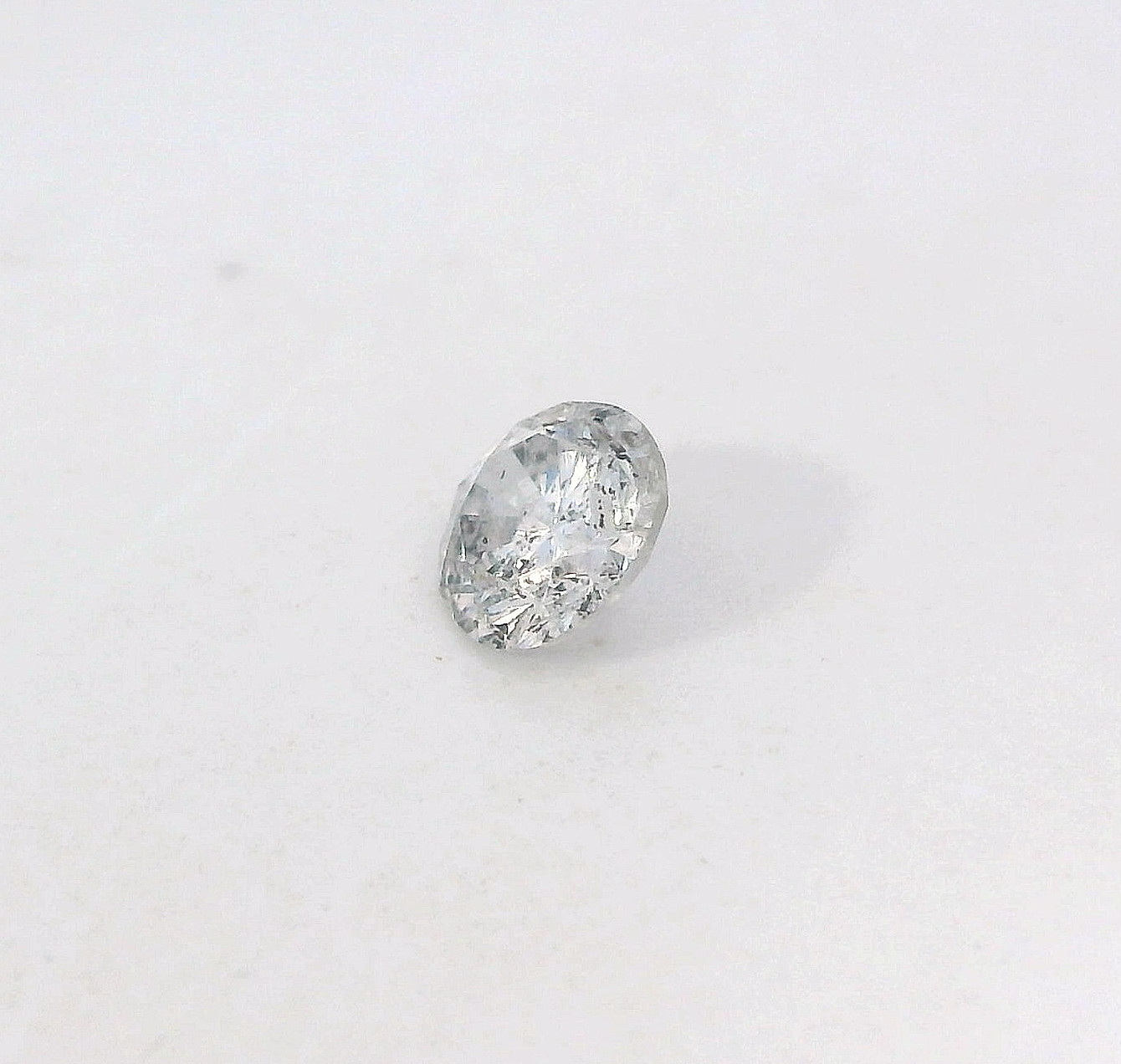 0.27ct Round Brilliant Cut Natural Diamond G color, I2 clarity 4.0 x 2.5 mm