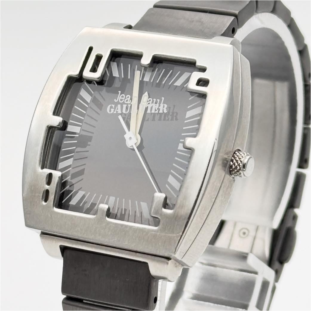 Jean Paul GAULTIER 1036 S040672 HSB Analog Quartz Watch 41mm Analog In hand