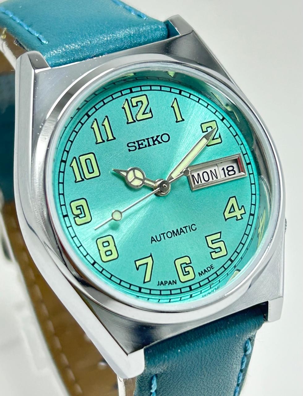 Vintage Seiko Blue Dial Automatic Japan Movement No.6309A Men’s Wrist Watch.