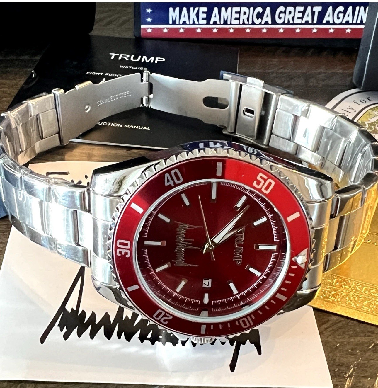Donald Trump Mens Watch. Fight Fight Fight.Red Beauty Men’s New with Papers.