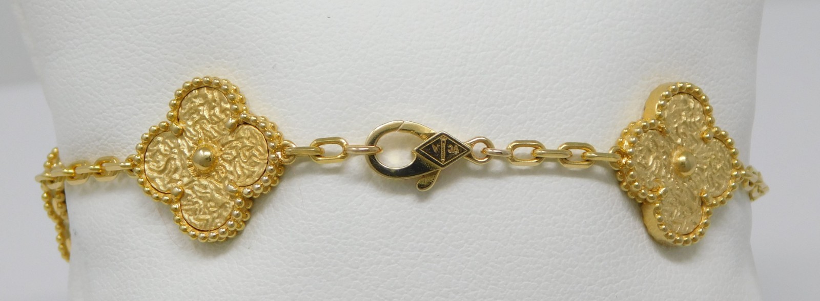 VCA Van Cleef & Arpels 5 Motif Yellow Gold Alhambra Bracelet 7.25″ B9466