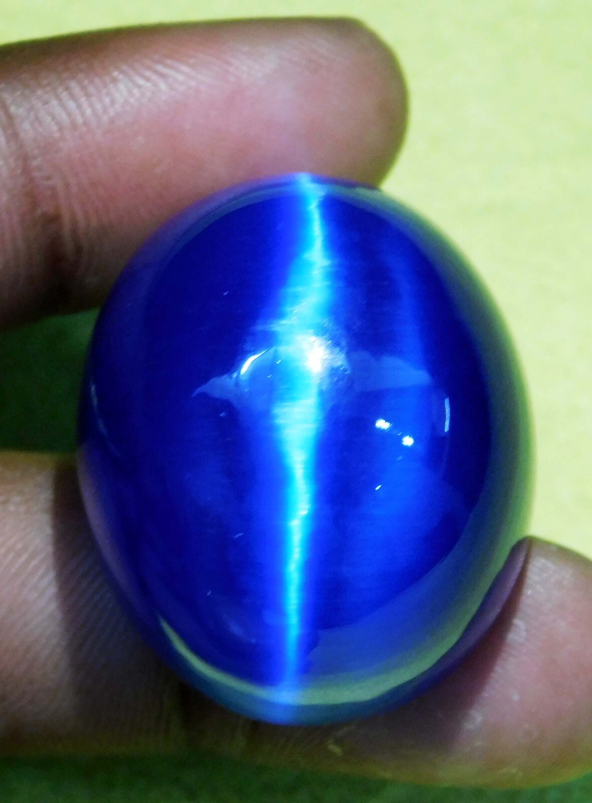 121.00 Ct Natural Chrysoberyl Blue Cats Eye Oval Cabochon Cut Loose Gemstone