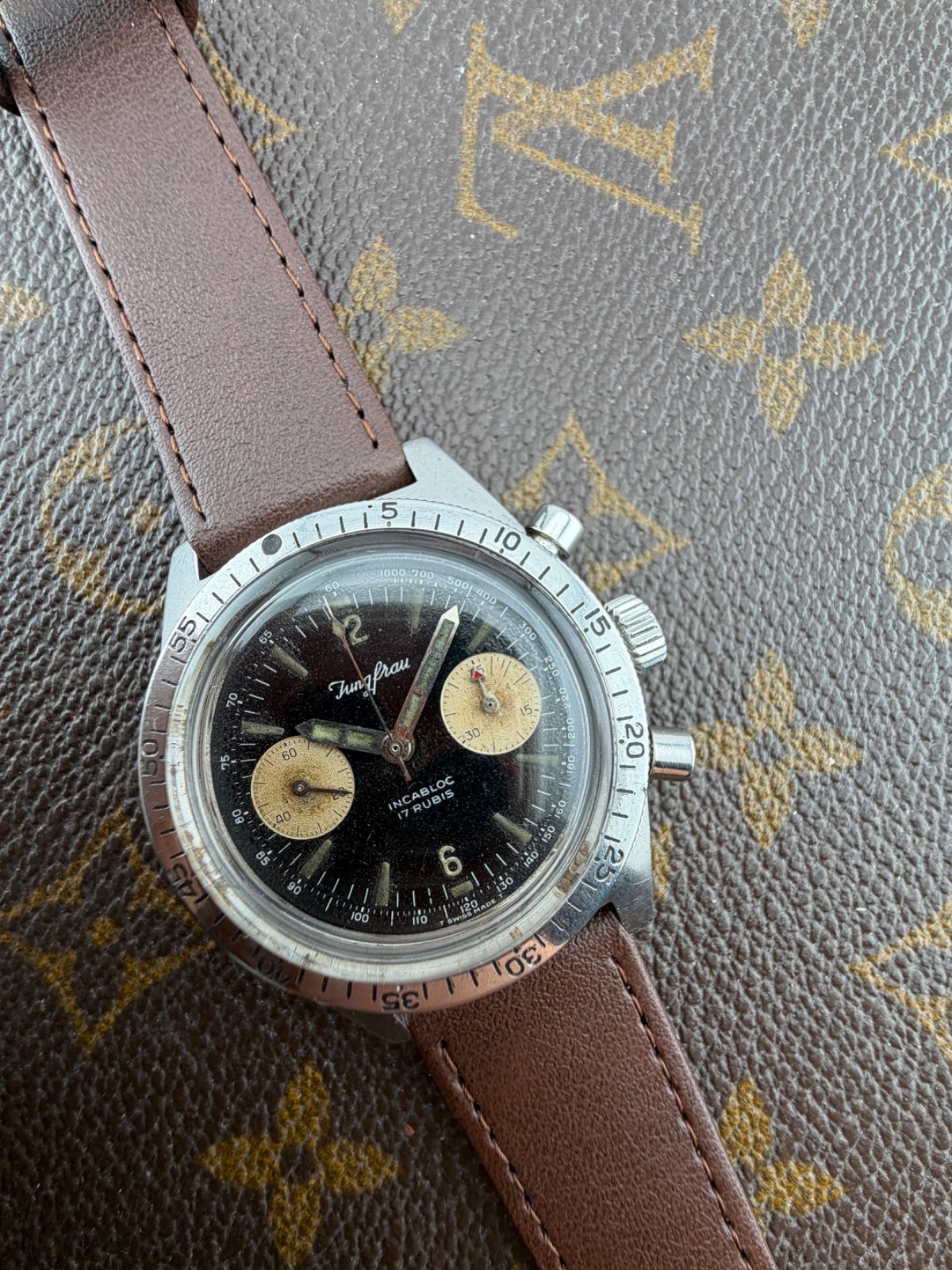 Jungfrau Skin Diver Chronograph Caliber 149 Stainless Steel Swiss