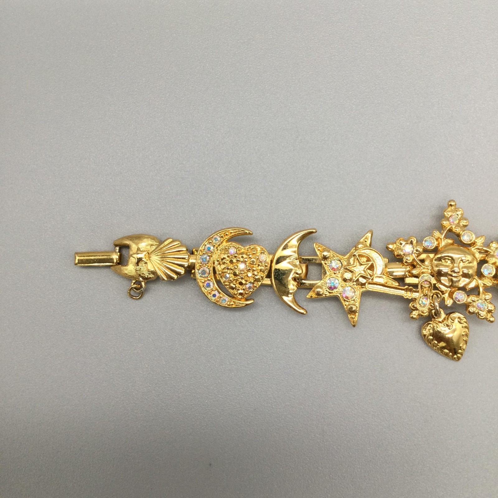 Kirks Folly K46Y Womens Watch 24mm Gold Tone Moon Phase Charms New Battery 8.5″