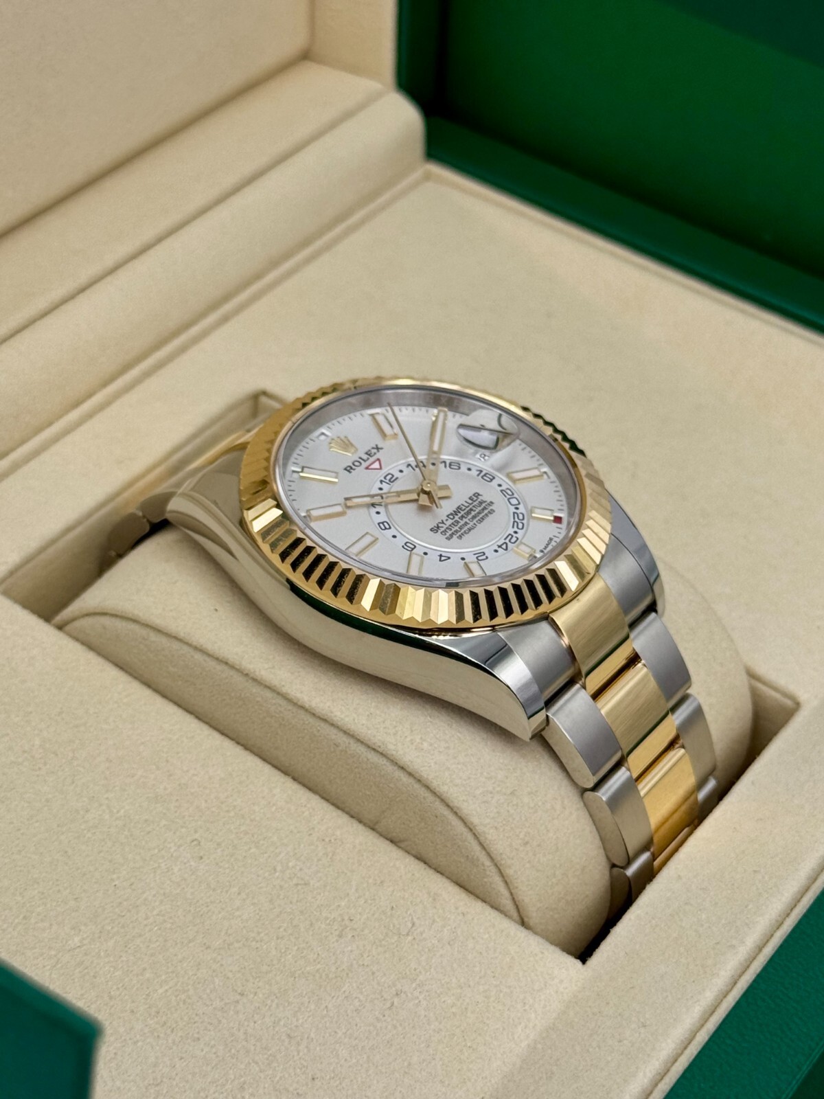 NEW 2025 Rolex Sky-Dweller 42mm 336933 Two-Tone Oyster White Dial