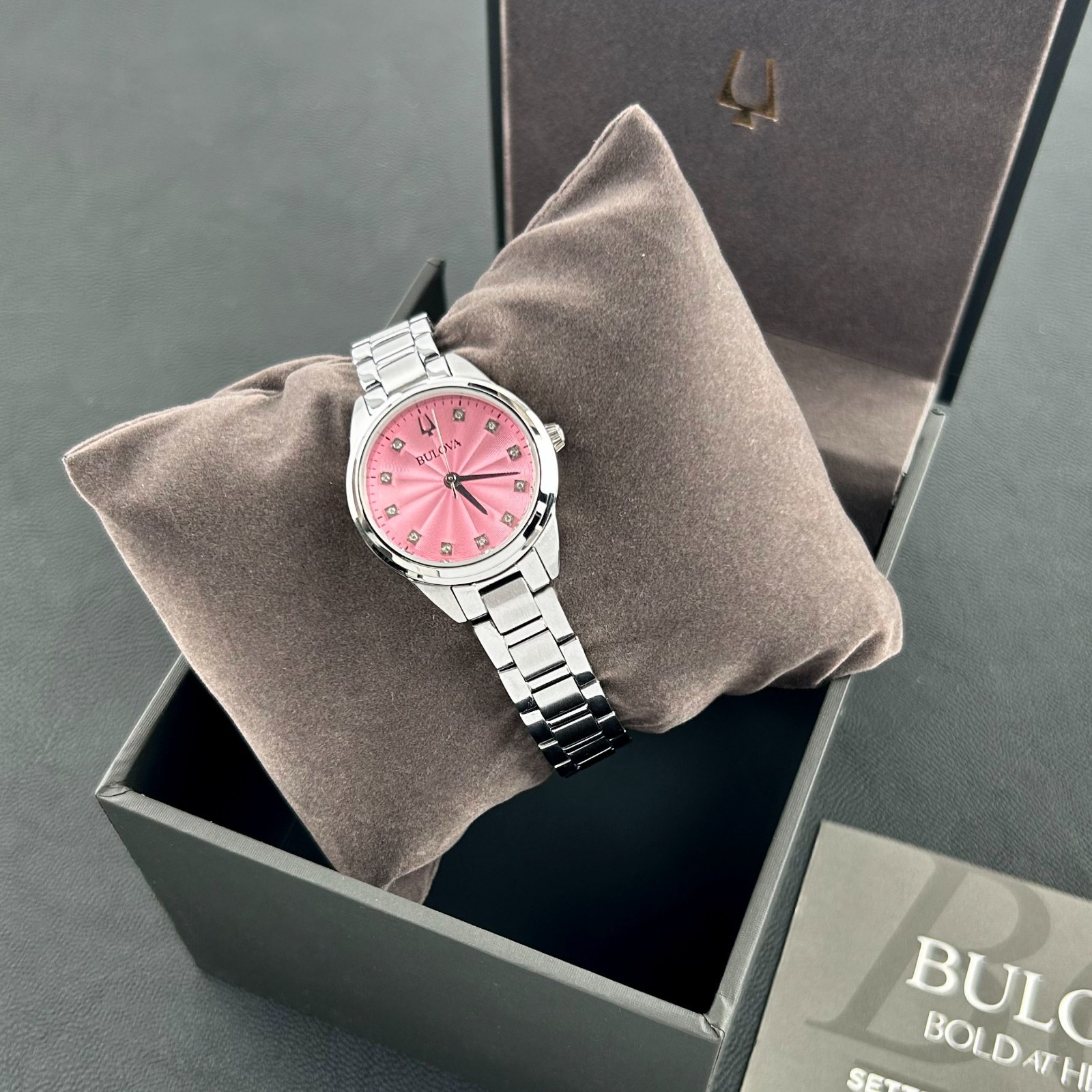 New w/box Bulova Sutton Diamond Pink Dial Women’s 28mm Quartz Watch 96P249