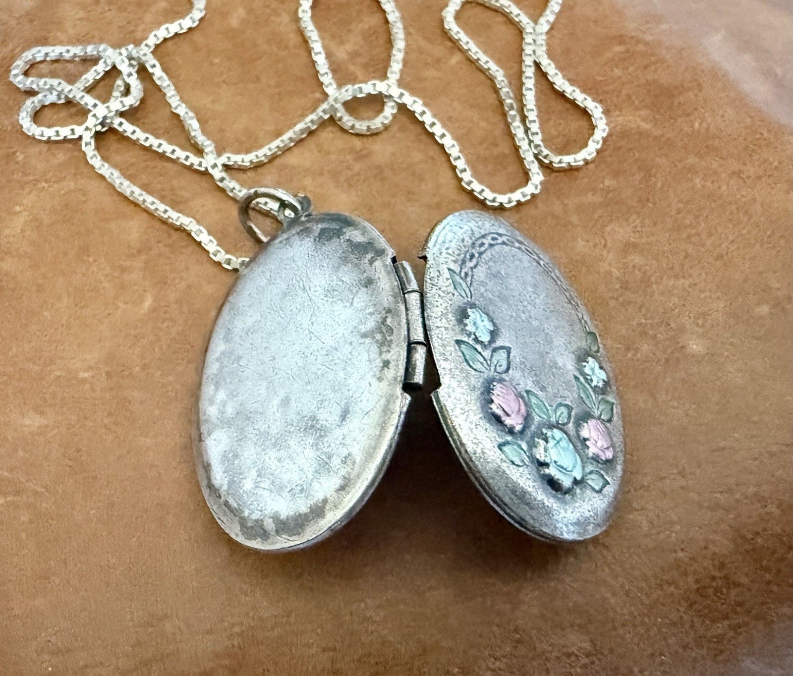 Antique Sterling Silver Enamel Rose Motif Photo Medallion Pendant Necklace 18”in