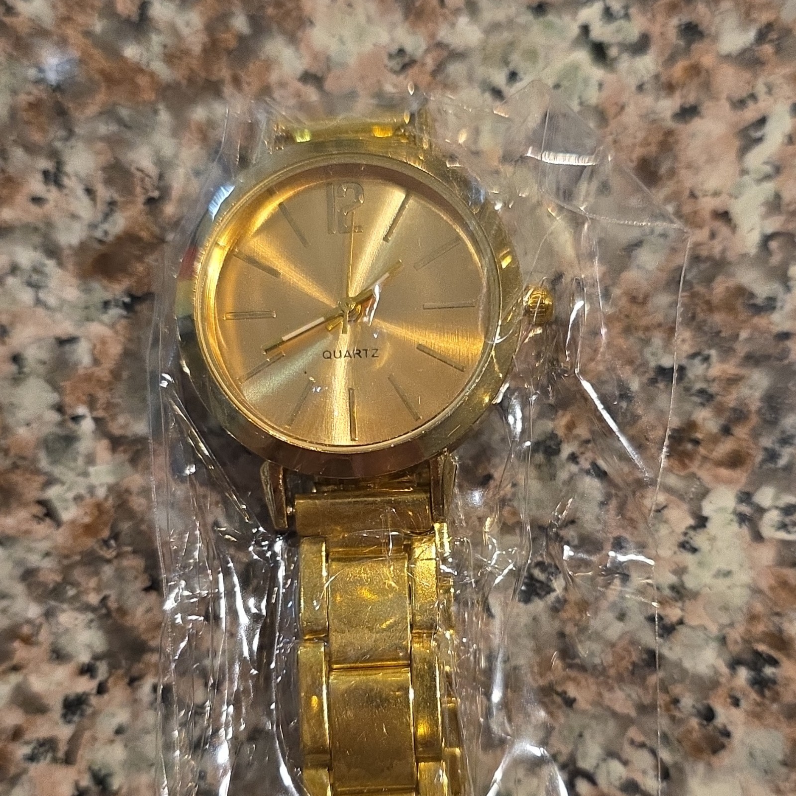 Quartz Analog Gold Tone Round Sunburst Dial Metal Bracelet Watch Stick 12-Hour