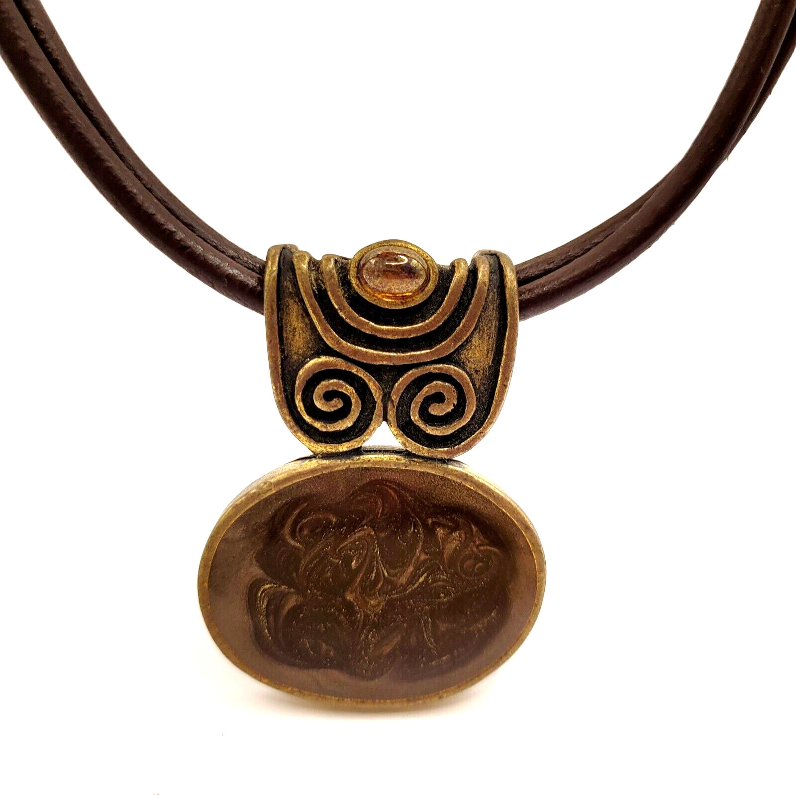 Chico’s Bronze Tone Enamel Medallion w Amber Glass Pendant Necklace Faux Leather