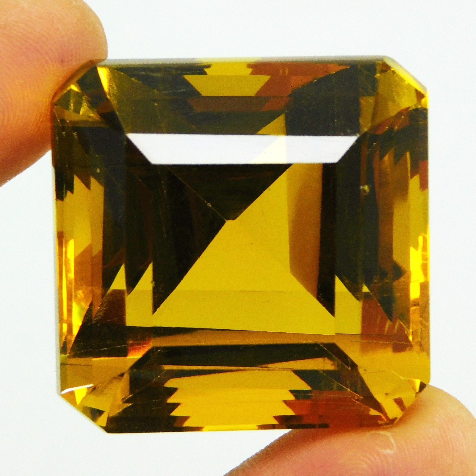 Certified 202.50 Cts Natural Mogok Painite Orange Yellow Radiant Cut Gemstone