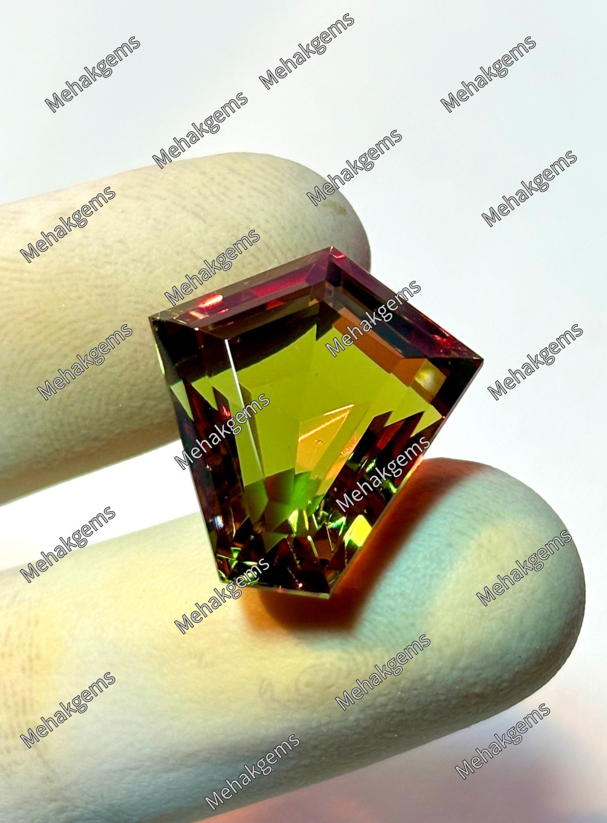 32.Ct Certified Zultanite Kite Cut Gemstone, Color Change Alexandrite Effect