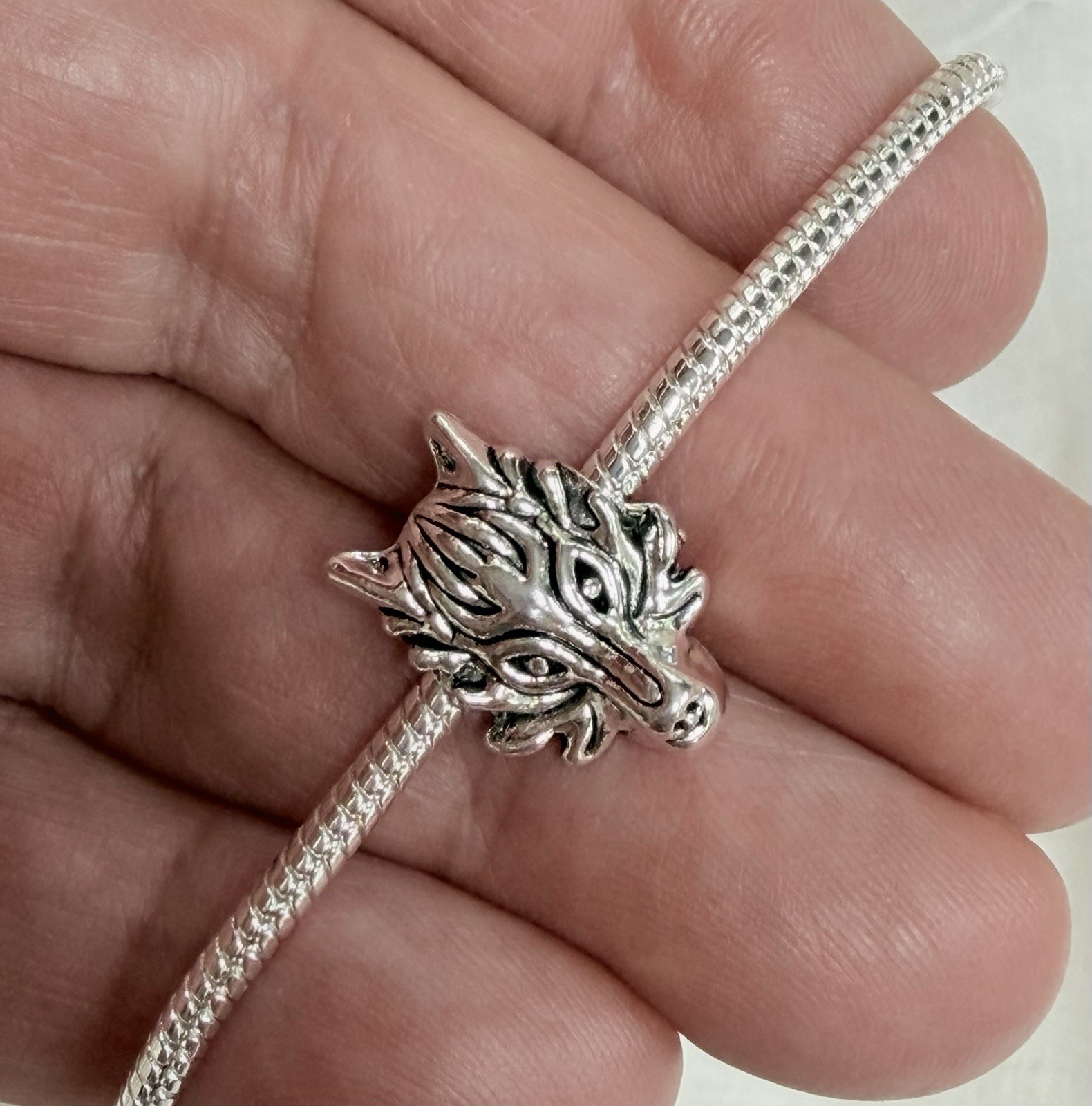 Men’/women’s 925 sterling Silver Necklace.Snake chain,wolf head pendant.29”/75cm
