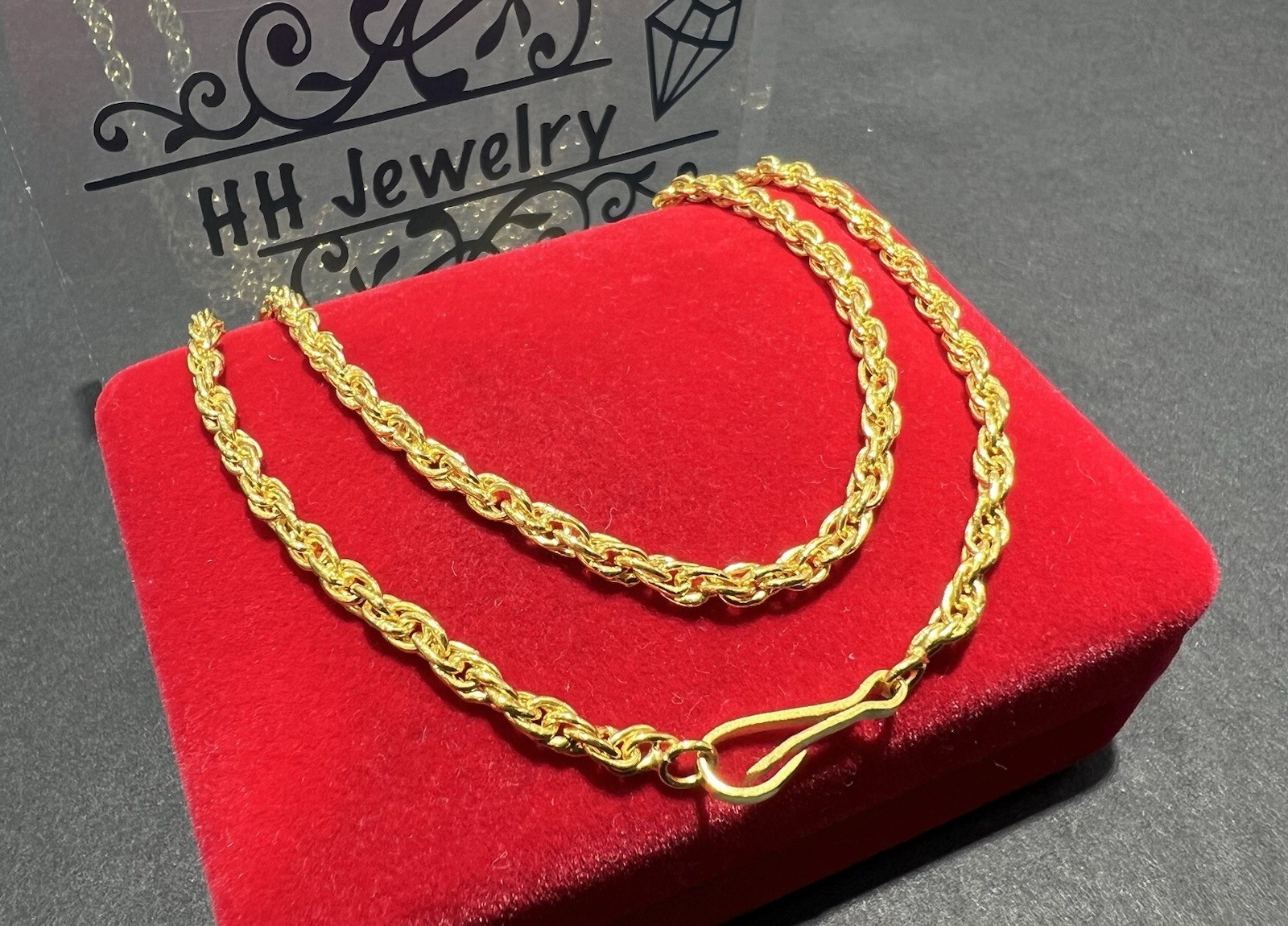 18K Yellow Gold Rope Spiga Chain Necklace 26 Inches