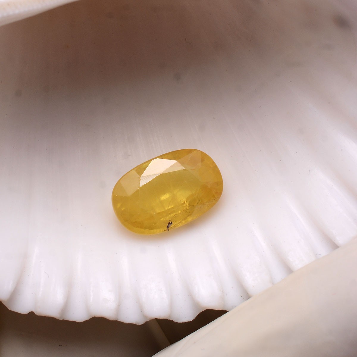 4.13 Ct Natural Yellow Sapphire 11.70mmx7.54mm Oval Cut Certified Loose Gemstone