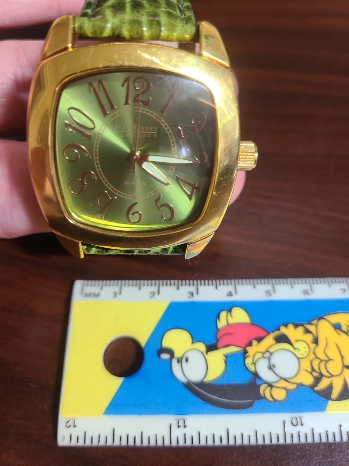 Joan Rivers Watch Classics V377 Quartz Japan Movement Large Leather Band