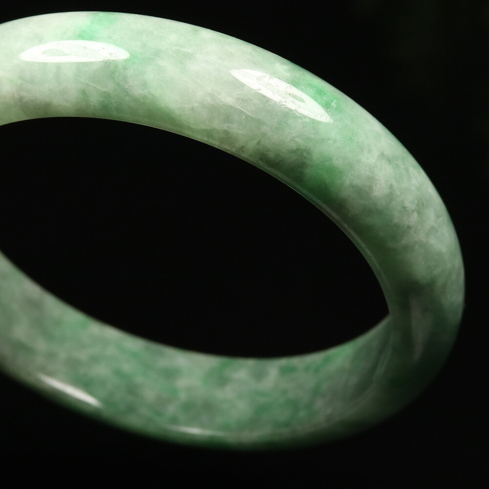 61mm Certified Grade A 100% Natural Green Jadeite Jade Bangle Bracelet SEC02089