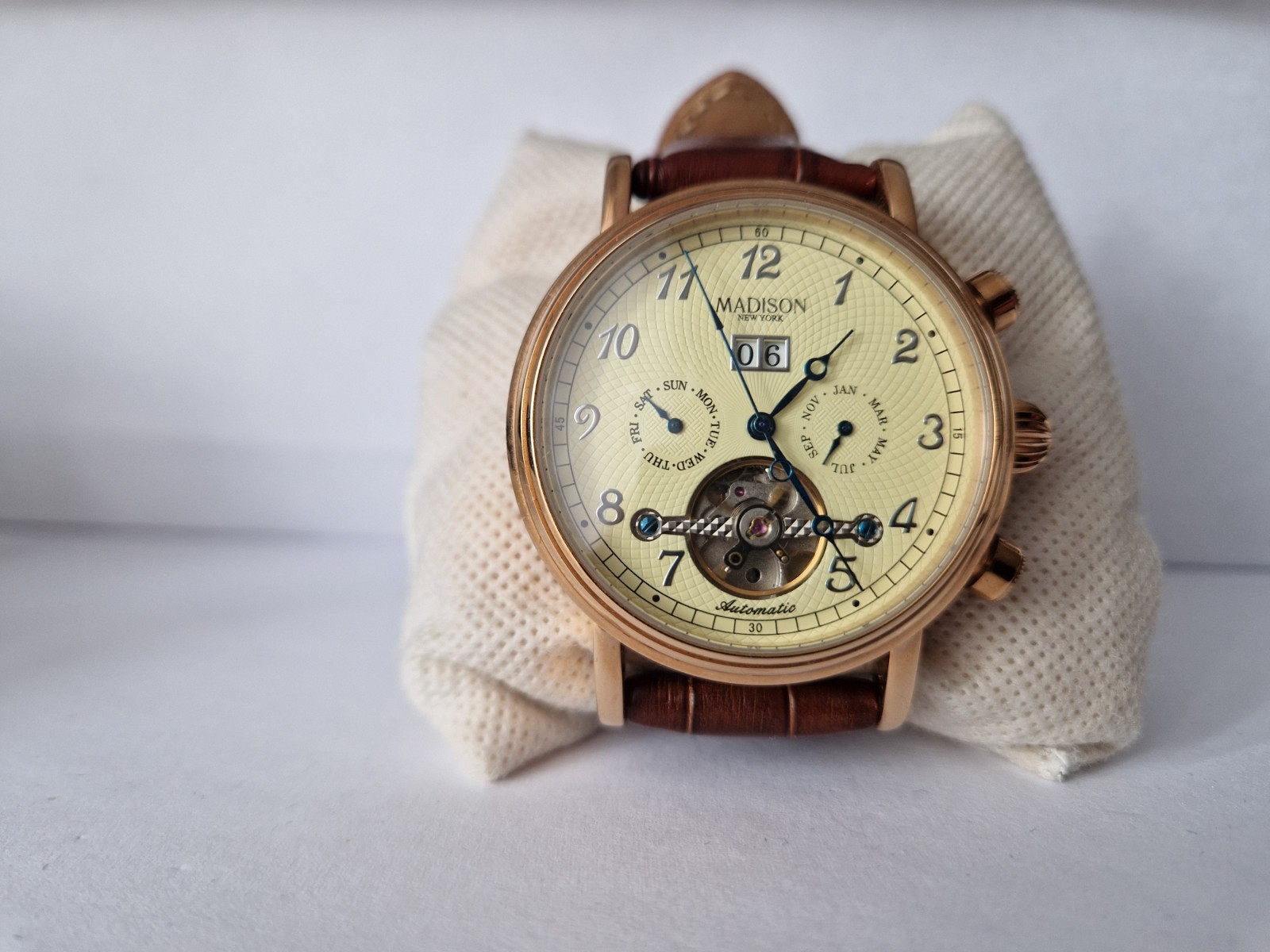 Madison New York – Tourbillon -Automatic -Double Date -Day-Date-42.00 mm