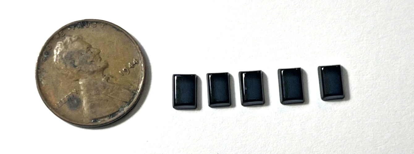 FIVE (5) PIECES BLACK ONYX 6X4 MM RECTANGLE FLAT AS PICTURED BELOW WHOLESALE!!!