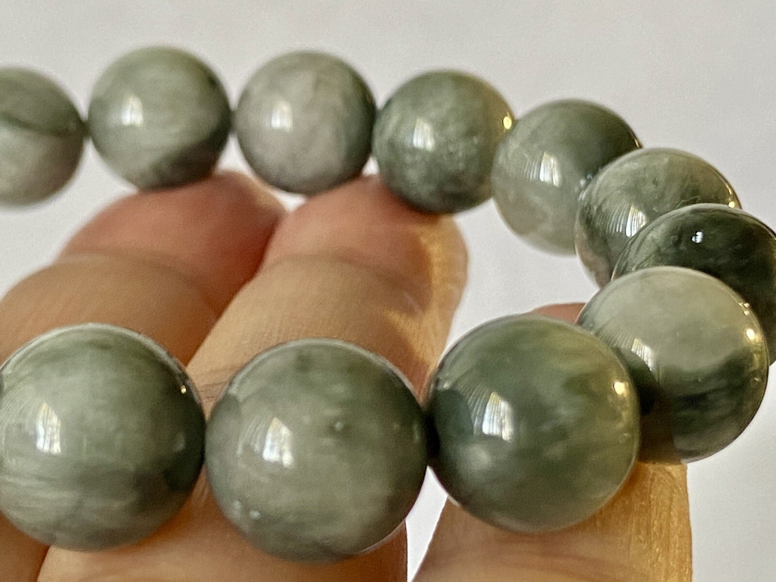 7.4″ “Lux Sheen/Extra Grade”~ Grey CHRYSOBERYL CAT’S EYE Bracelet P1407