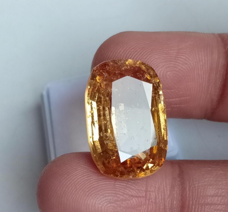 BIG 26.18 Carat Natural Yellow Hessonite Garnet Cushion Unheated Gem 22X15MM