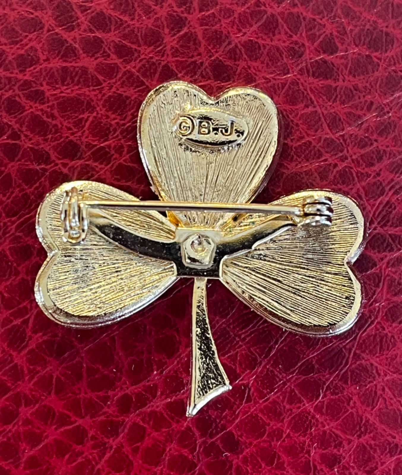 Cute B.J. Green Enamel Shamrock Pin w/AB Rhinestone Center 1.25″x1.25″