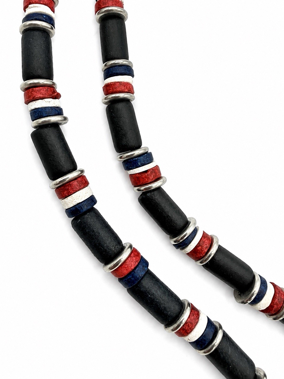 Lot of 2 Y2K Surfer Skater Beaded Necklaces Camo Black Red White Blue