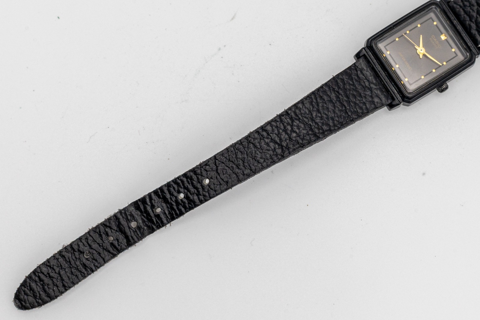 Vintage Casio LQ-64 Quartz Black Tank Dress Ladies Watch Module 359 – Running
