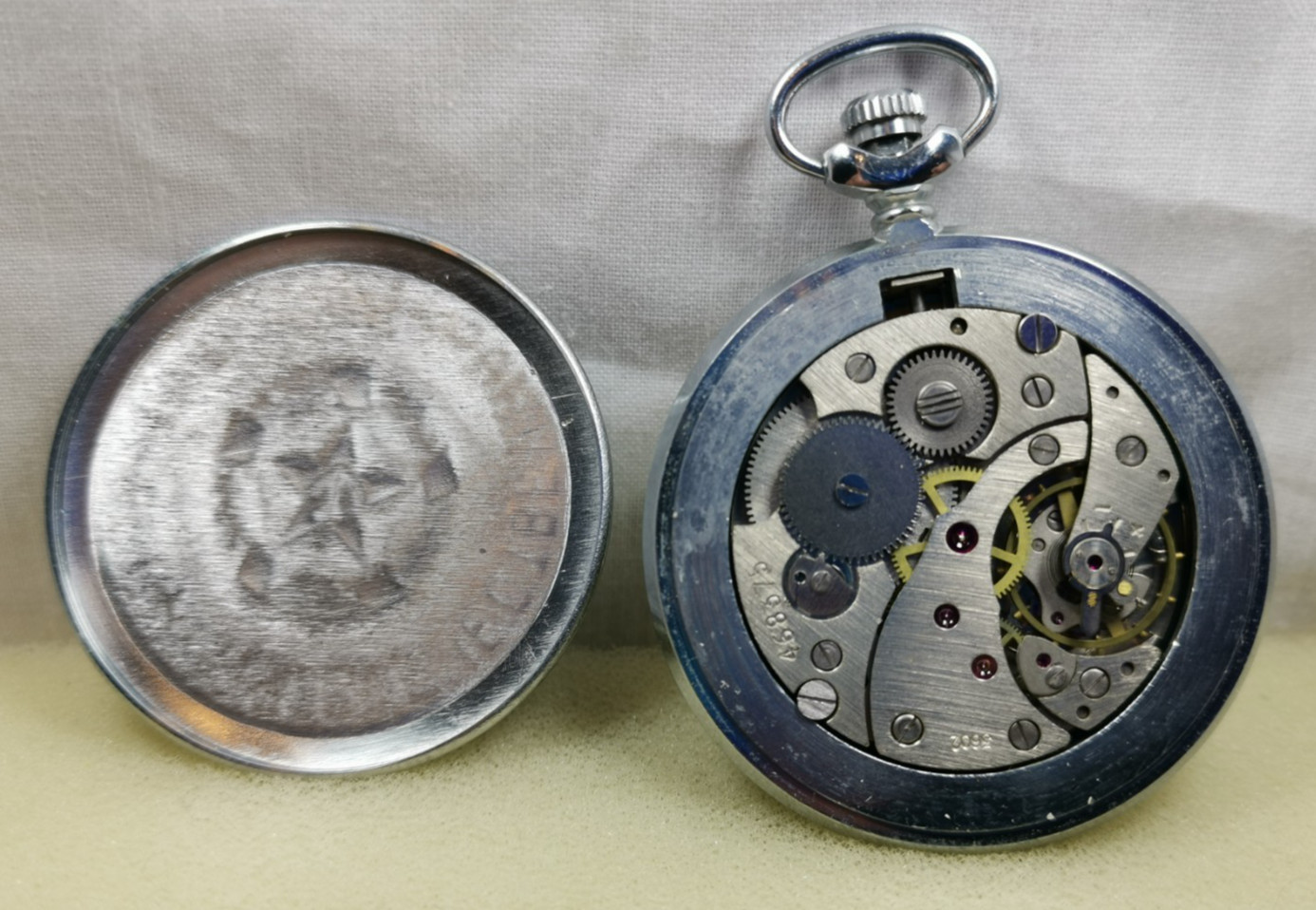 Molnija Krasnikof 18J Cal. 3602 Russia Pocket Watch Great Patriotic War 1941-45