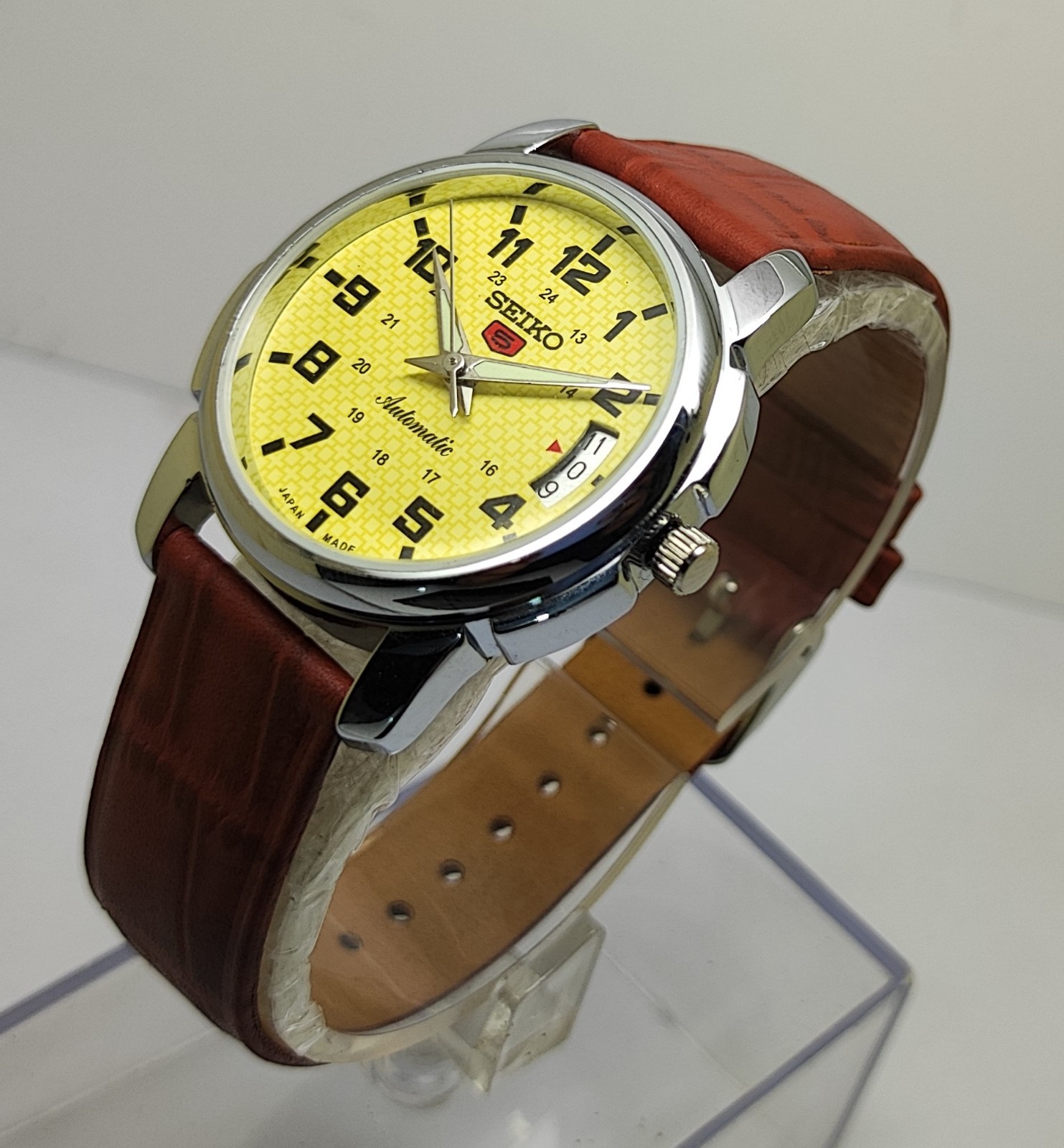 Refurbished Automatic Men’s Watch Day Date | Classic Vintage Style Leather Strap