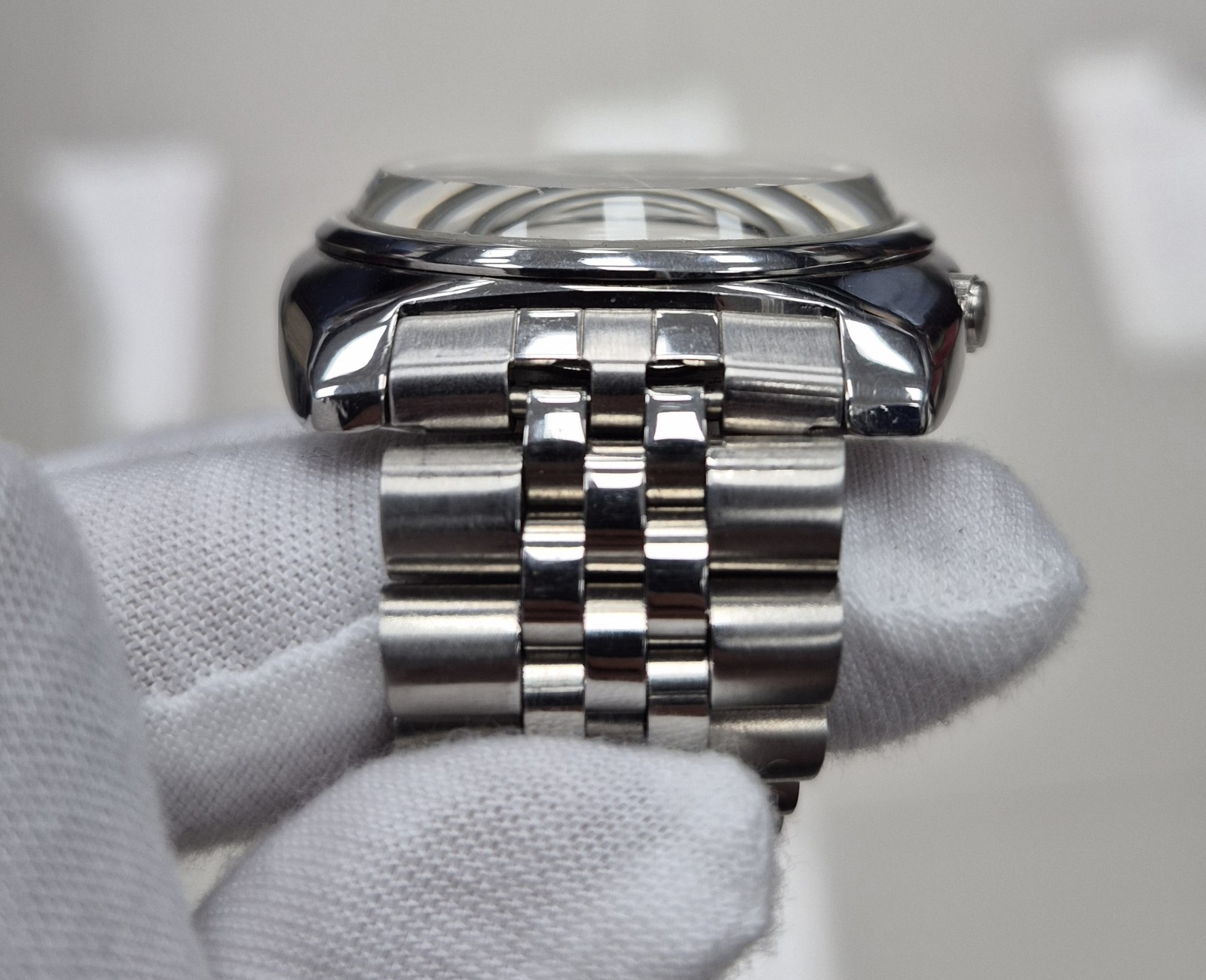 Vintage Seiko DX Automatic 21J Blqck Dial Day/Date SS Bracelet Cushion