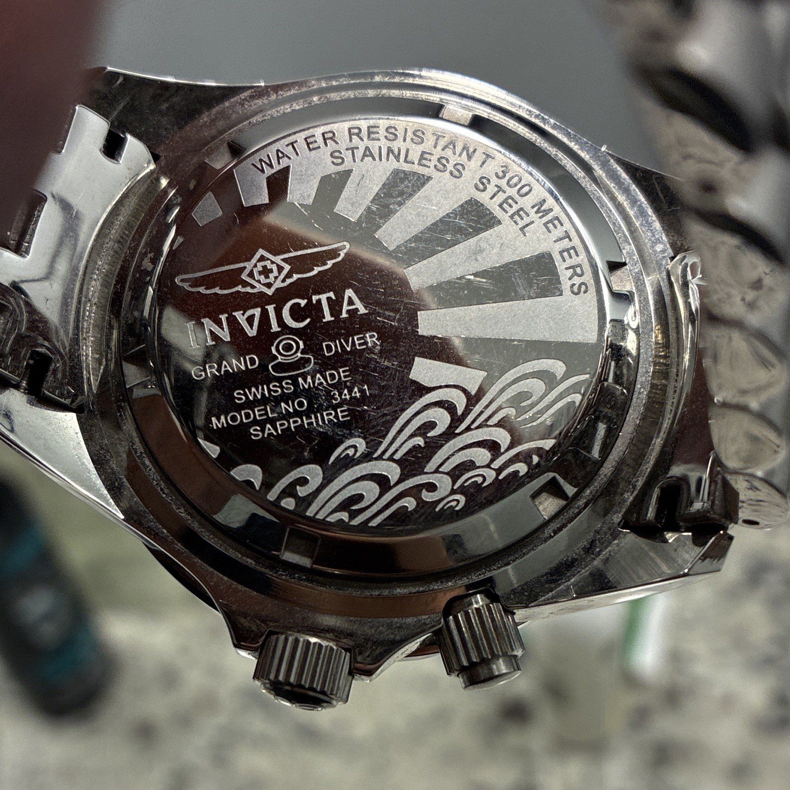 Invicta Grand Diver WITH ALARM Men’s Chronograph Quartz 300m 47mm Silver Blue