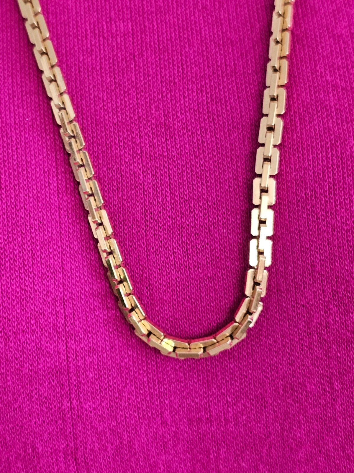 MONET 2 pc heavy 15″ chain and 2 1/2″ by 1 1/2″ shinny pin Statement pieces