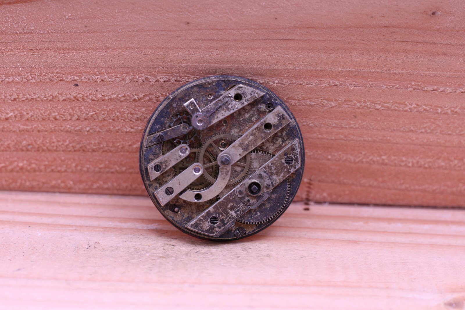 KEYWIND VICTORIAN POCKET WATCH MOVEMENT 40.6mm FOR REPAIR (HW)