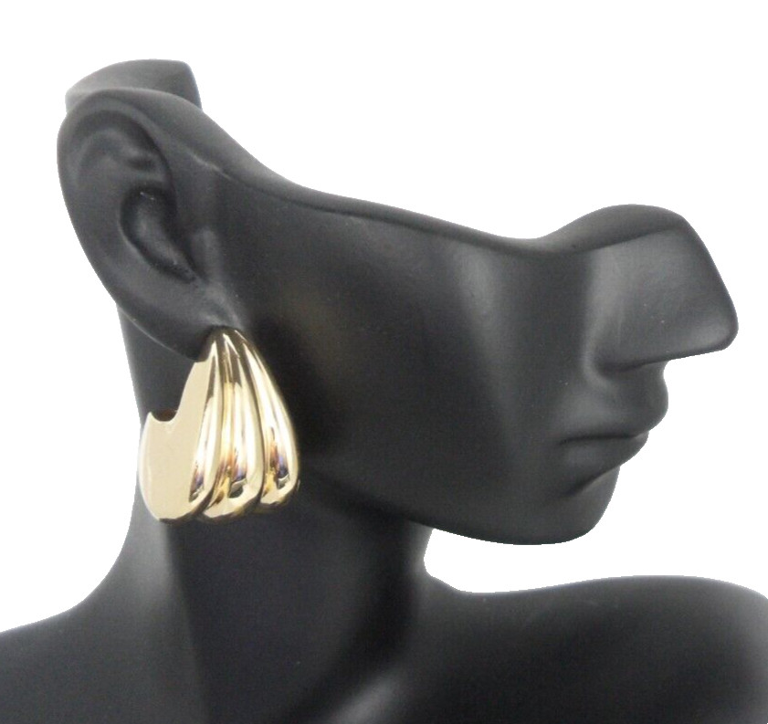 Vtg Chunky Shrimp Earrings Pacman Half Hoops 1980s Pierced Blocky Modernist 1″