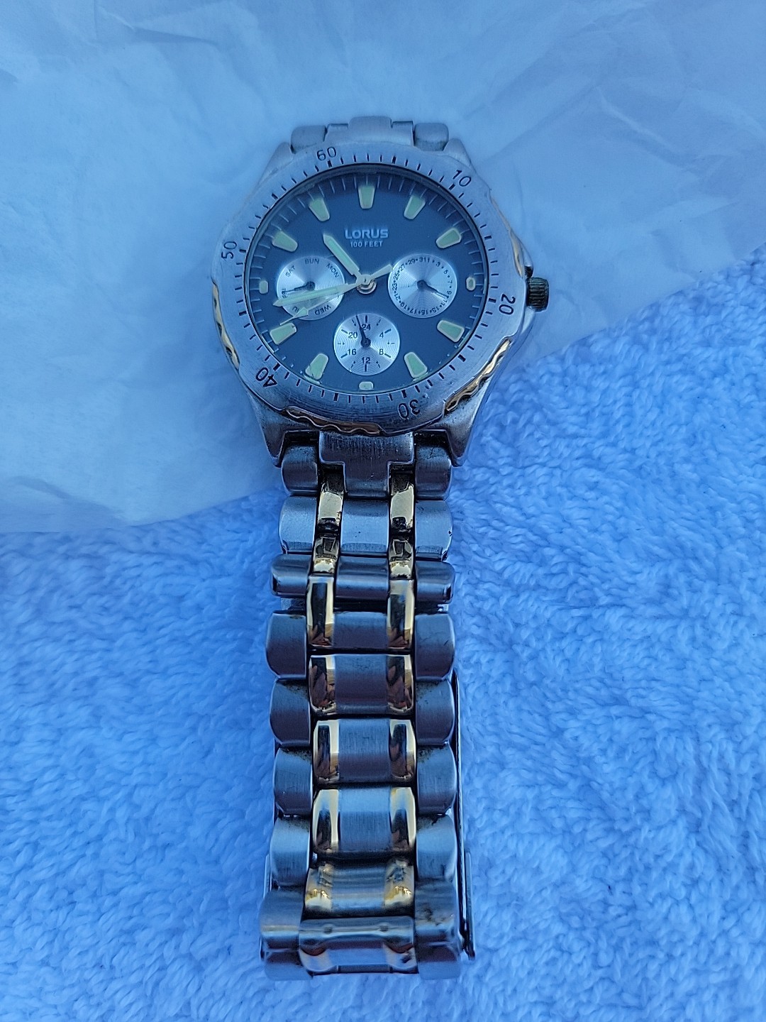 Men’s Lorus 100 Feet Dive Watch