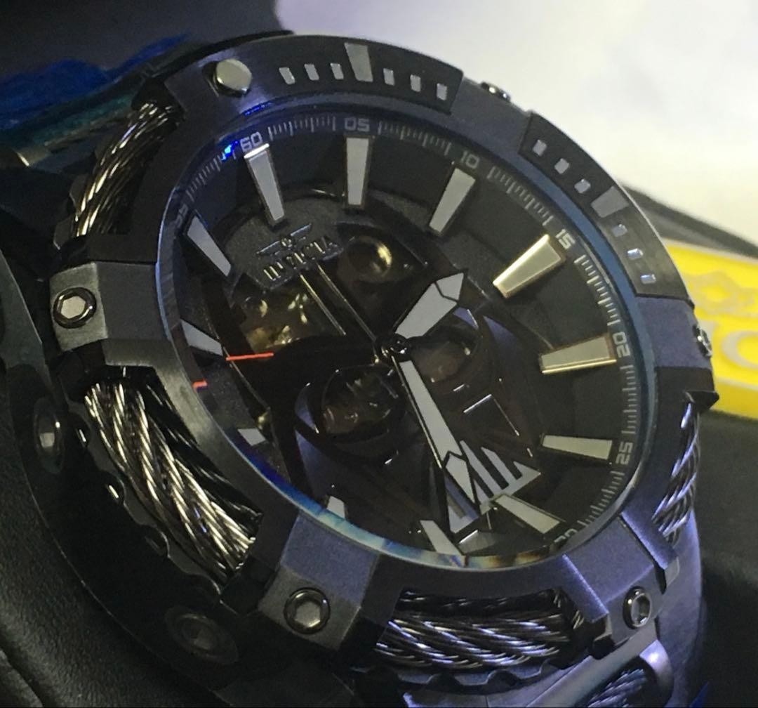 Limited to 1977 pieces INVICTA Star Wars Darth Vader Automatic